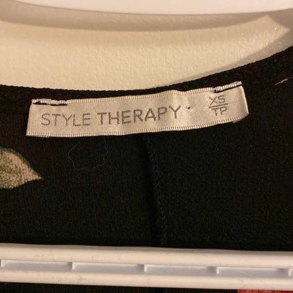 Floral Cardigan - Picture 2 of 2